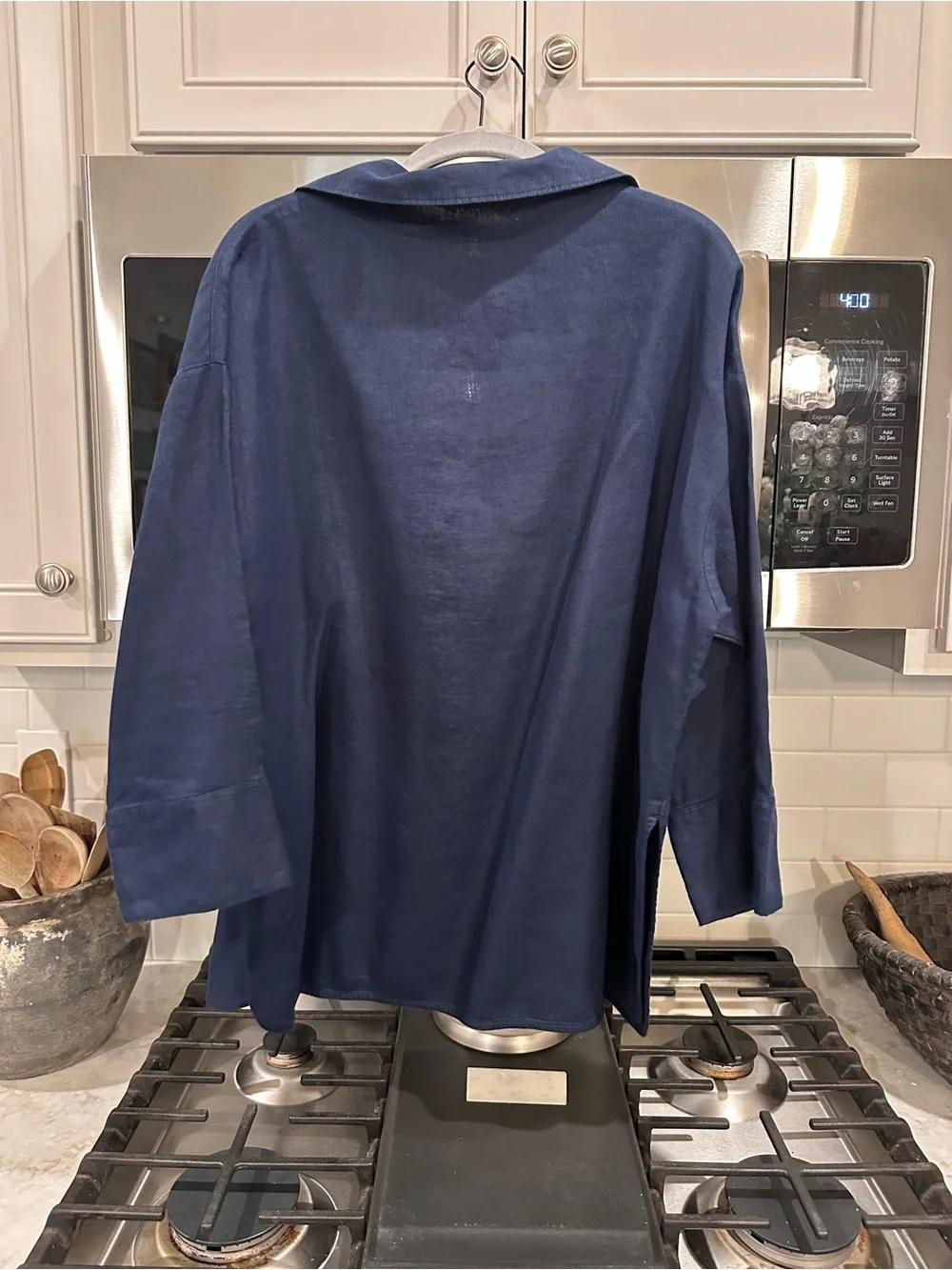 Everlane navy linen top - Picture 2 of 10